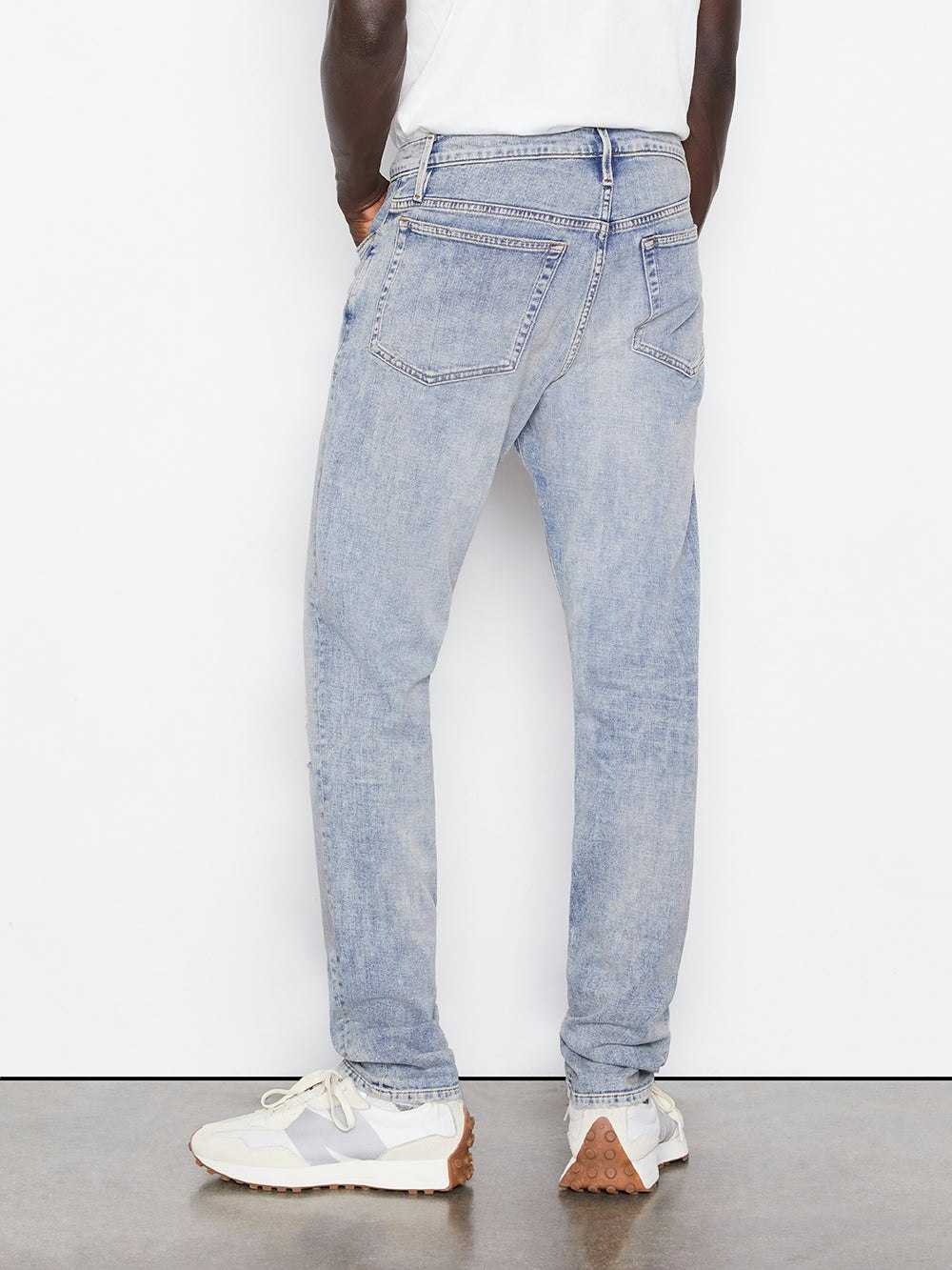 jeans back view alt:fit2